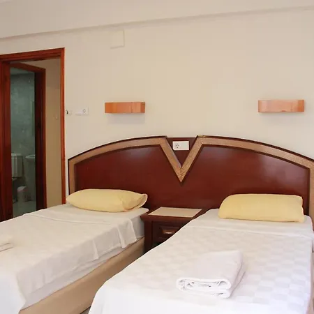 アパートホテル Alanya Apart Otel *